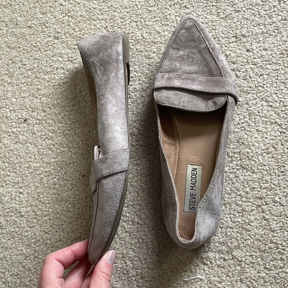Steve Madden // Grey Suede Flats 6.5 - Picture 3 of 6